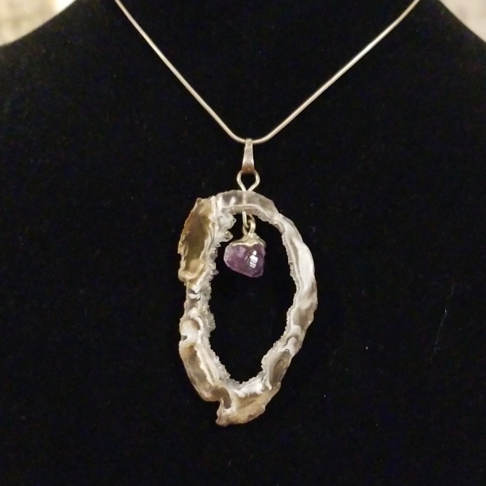 Pendant - Picture 4 of 4